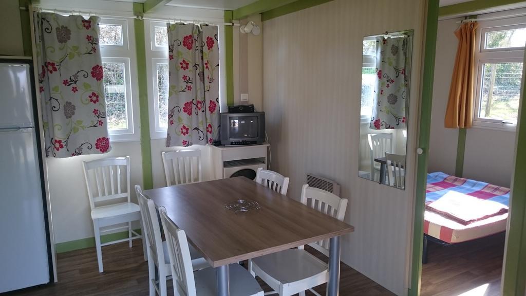 Camping Des Rulieres Hotel Saint-Valerien Luaran gambar