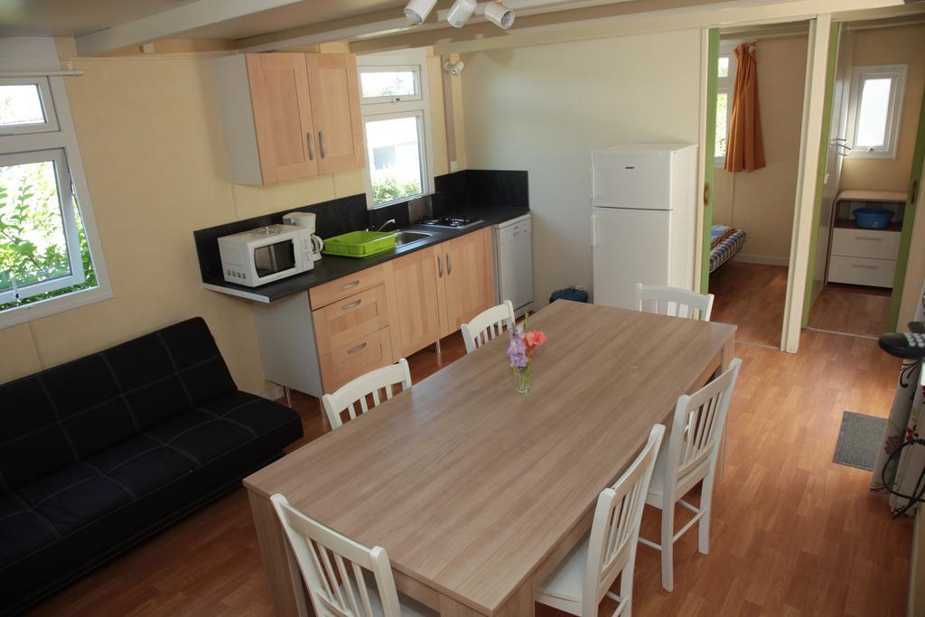Camping Des Rulieres Hotel Saint-Valerien Luaran gambar